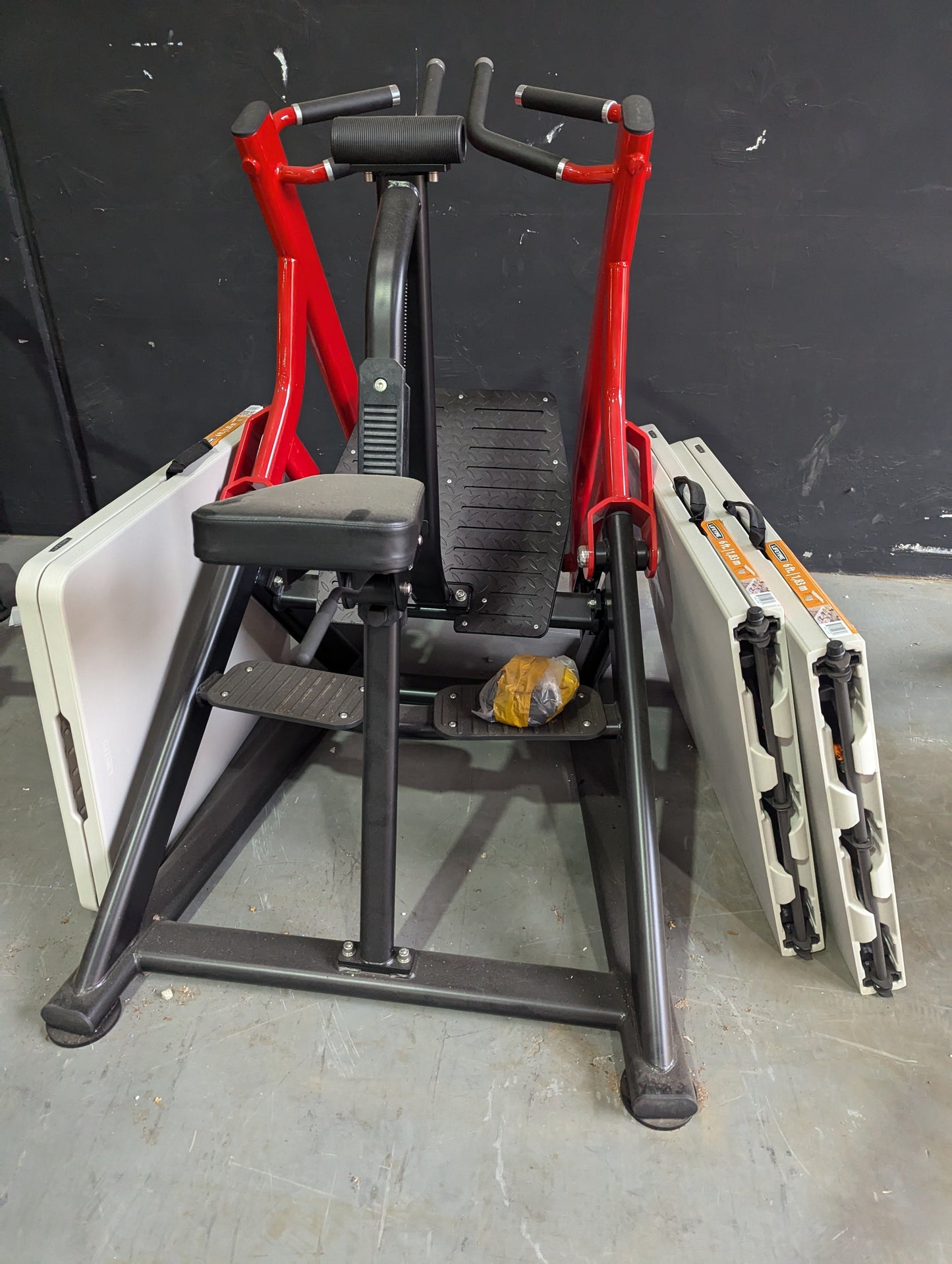 Pro Strength Seated Row - Muscle D Fitness - Commercial Grade - Plate Loaded - Iso-Lateral Training