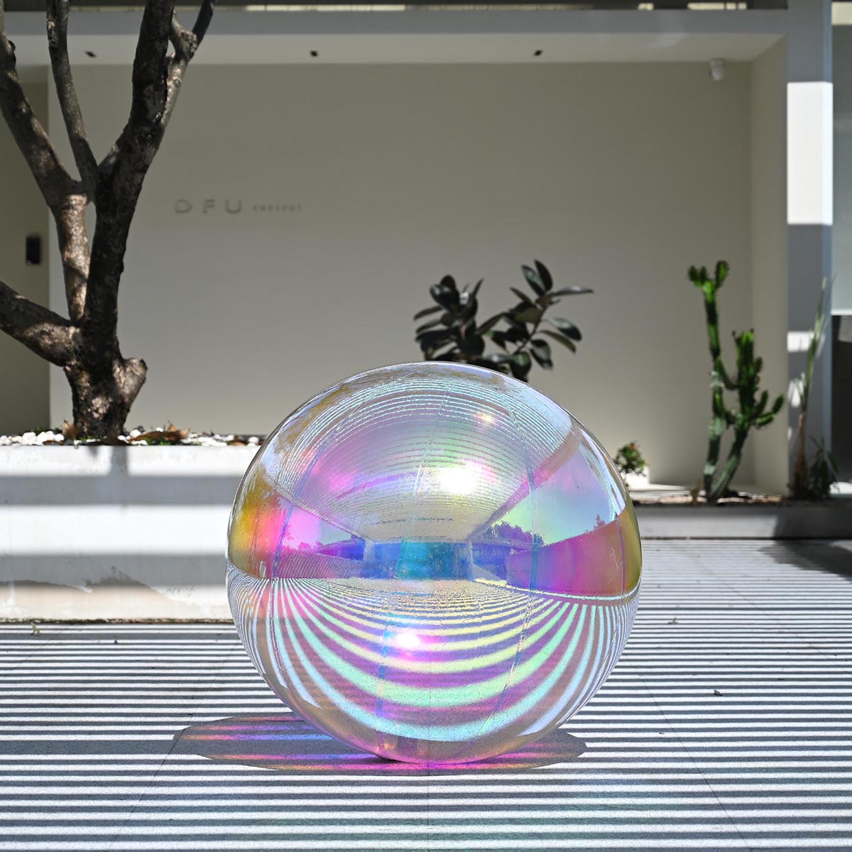 Yescom Inflatable Mirror Balloon with Iridescent, Gold, Silver, Black Options