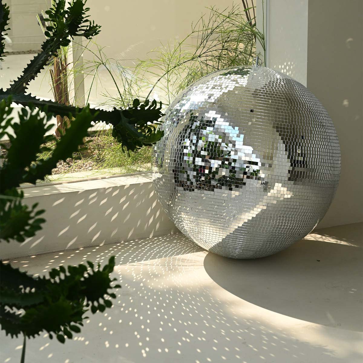 Yescom Silver Mirror Ball for 70s/80s Disco Parties Fashion Runway