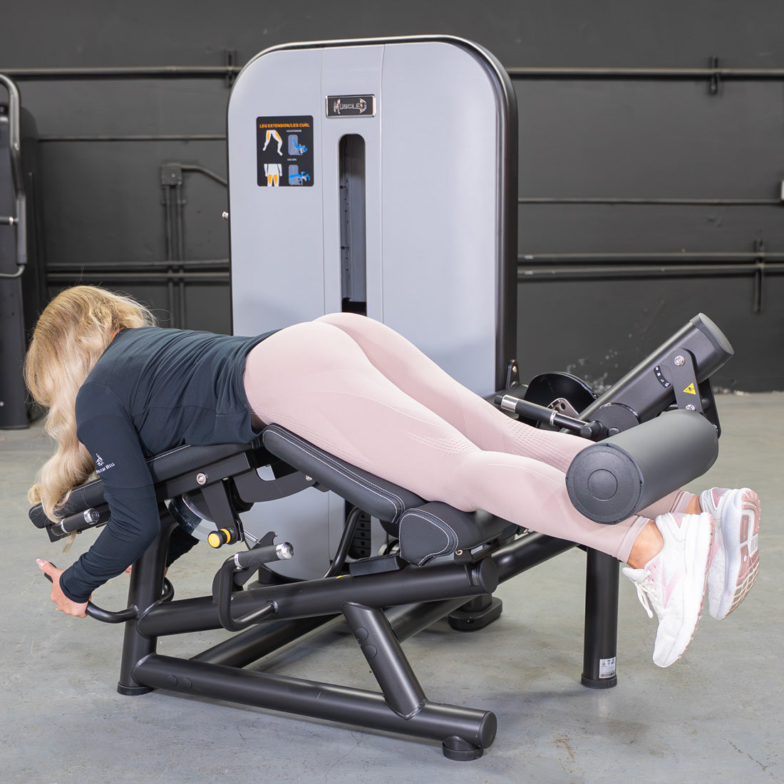 Vogue Leg Extension/Prone Leg Curl Combo - Muscle D Fitness - Seated - Adjustable - Pin Selectorized - Quads Hamstring Machine