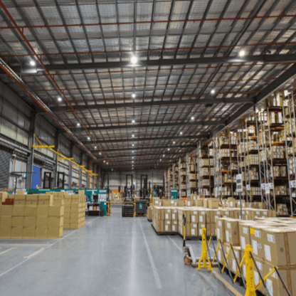 LED UFO High Bay Light, 200W, CCT 5000K, 30000 Lumens, 100-277 VAC
